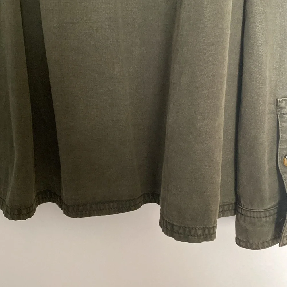 Lucky brand shacket, army green, size L - Picture 9 of 10